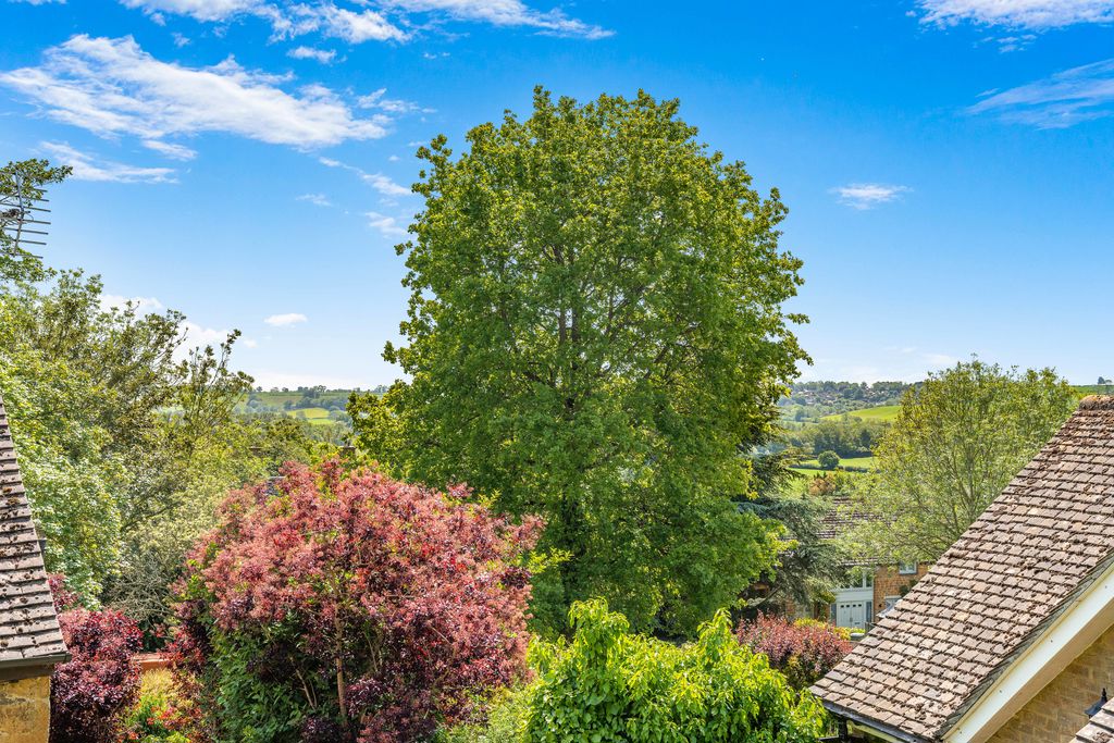 Whiteway Mollington